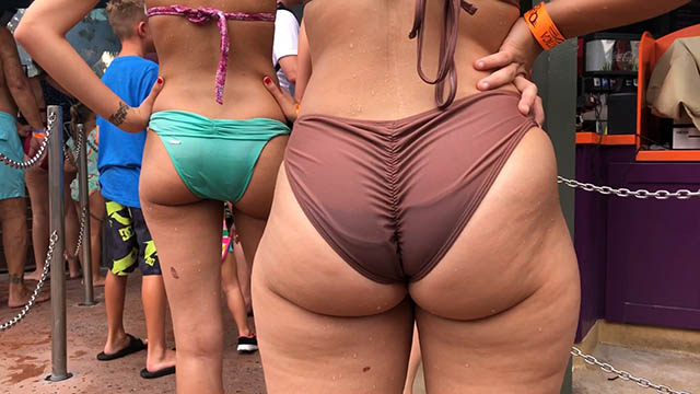 Big Round ass bikini milf