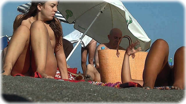 Topless Beach Voyeur movies